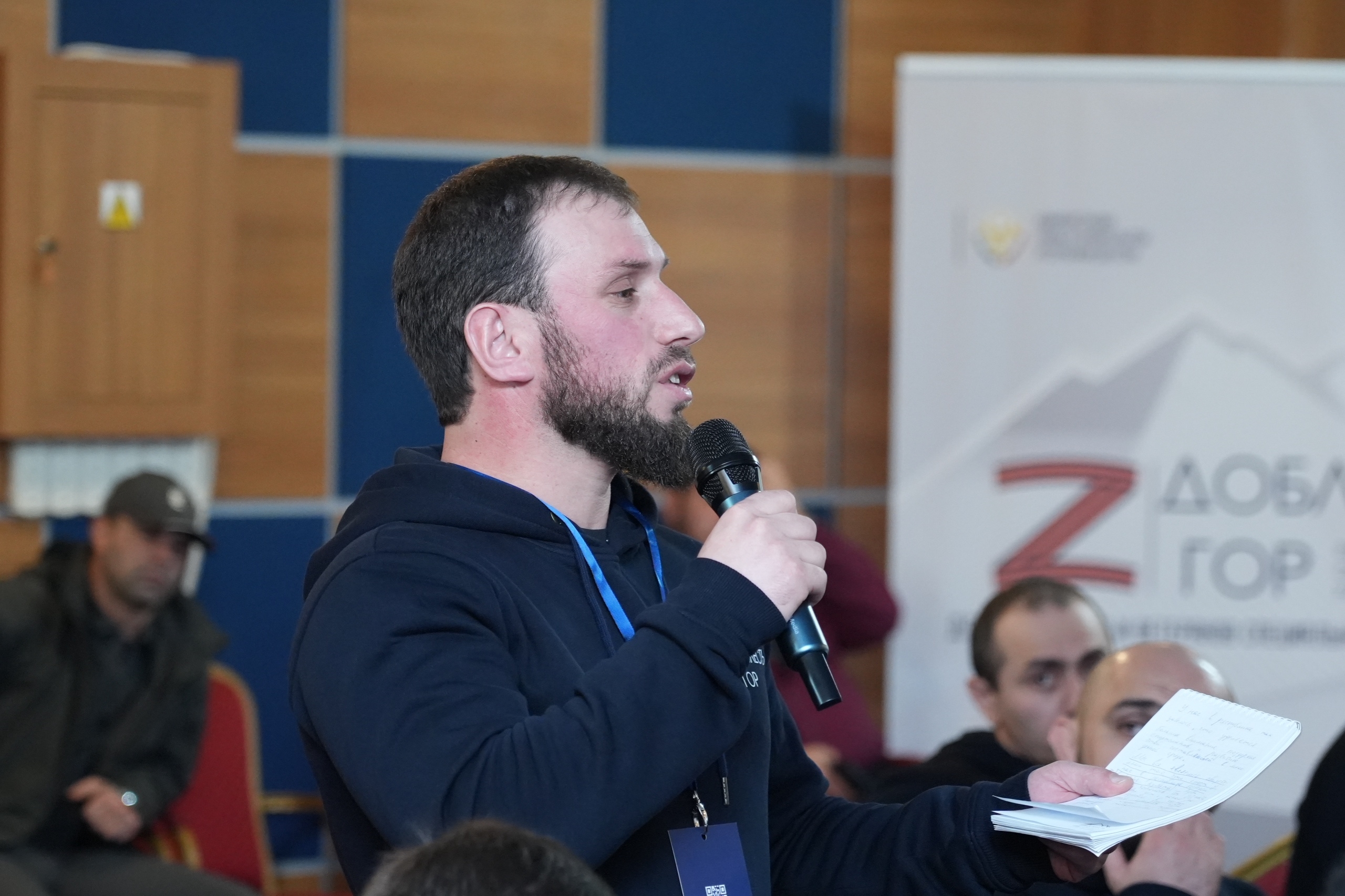 Сергей Меликов проводит встречу с участниками республиканской программы развития «Доблесть гор».