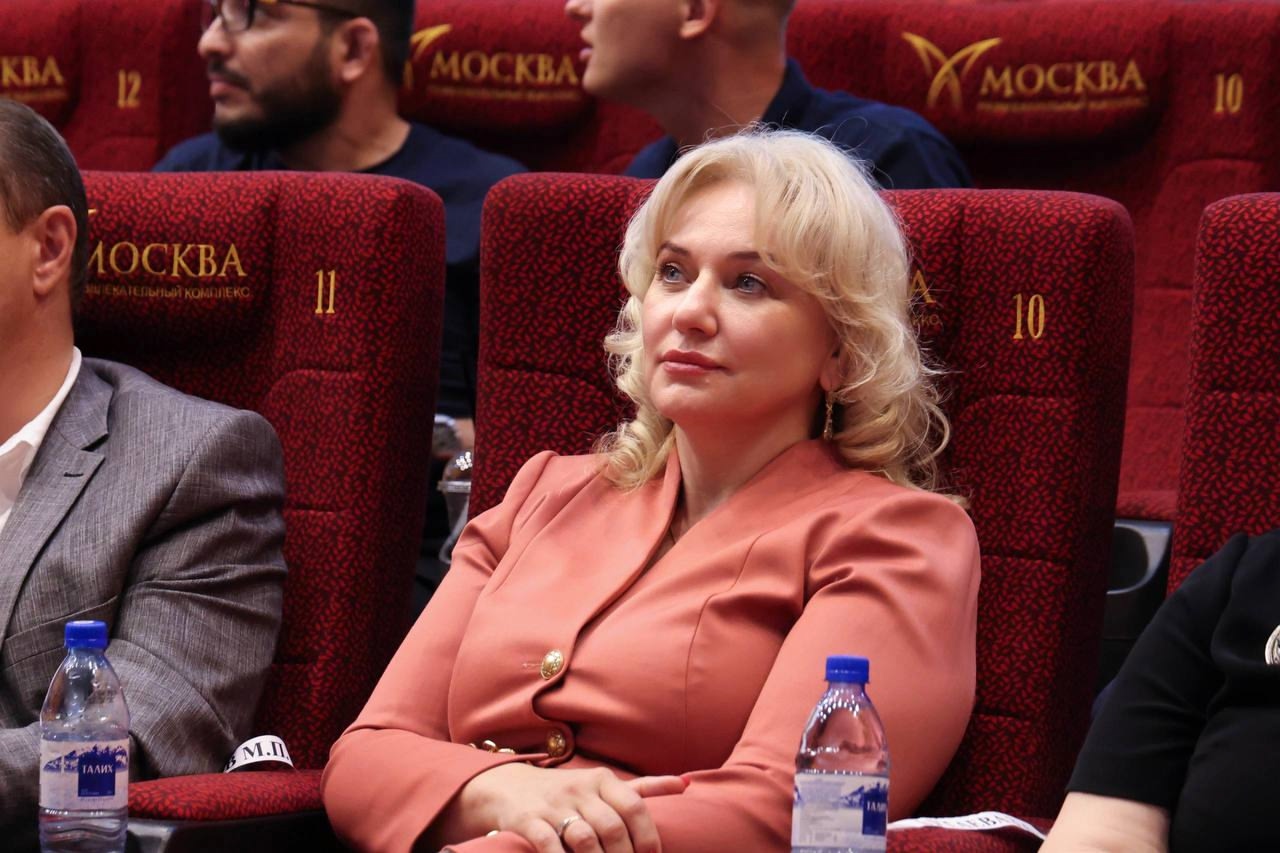 Участники региональной программы «Доблесть гор» приняли участие в премьере киноальманаха «Бессмертный полк»