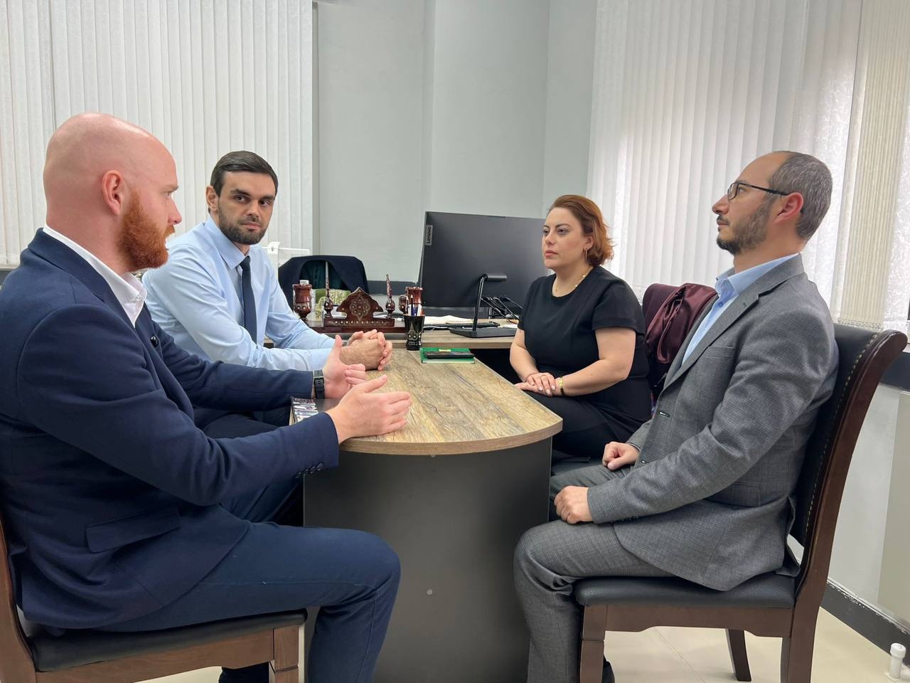 Участник программы «Доблесть гор» Михаил Генер ознакомился с ключевыми направлениями работы в сфере связи и IT