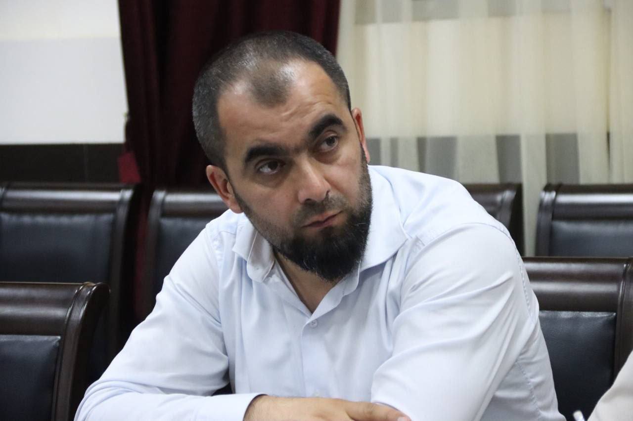 Председатель Дагестанского регионального отделения Союза журналистов России Магамед Ибрагимов отметил важность программы развития "Доблесть гор"